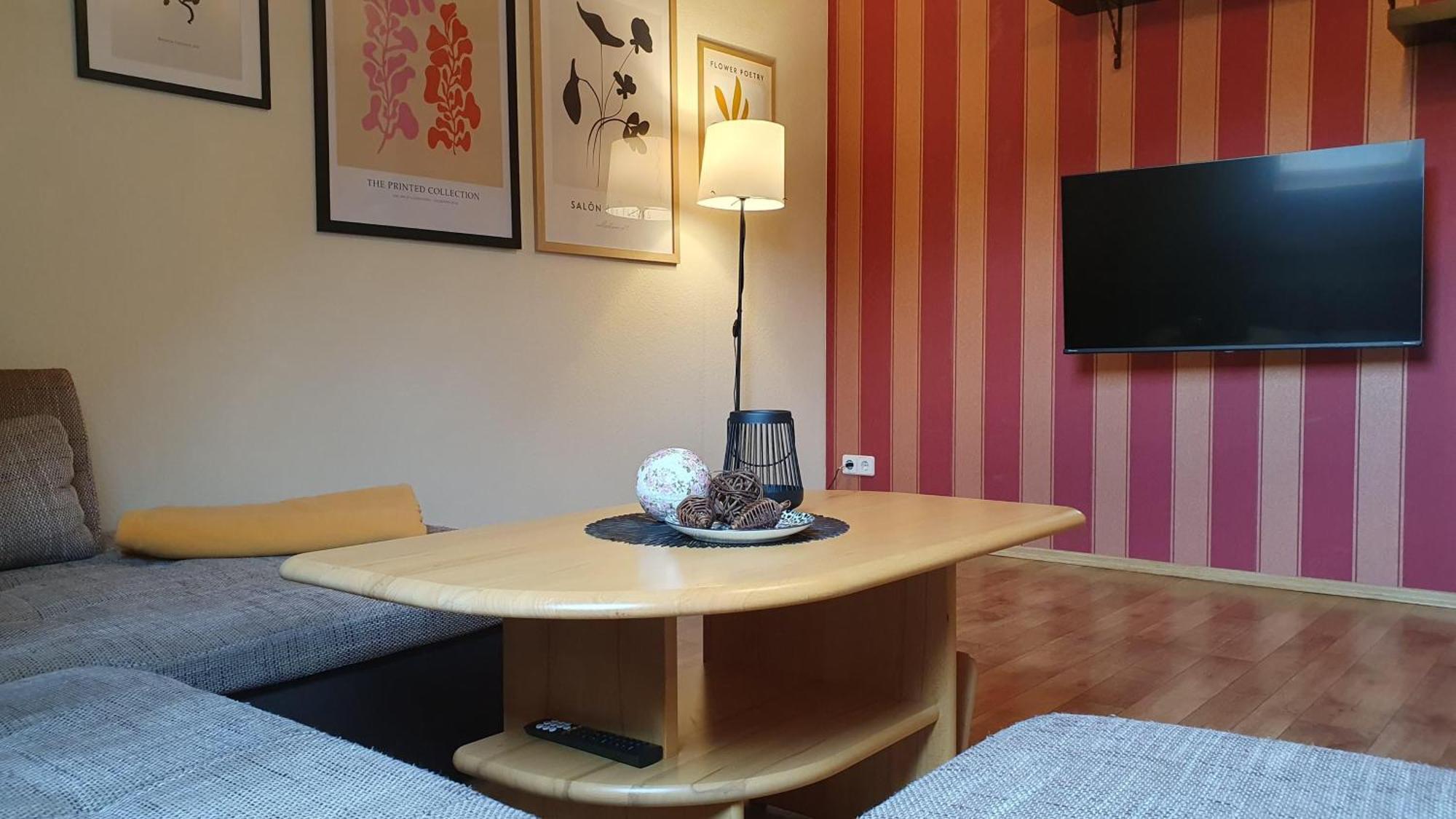 Ferienwohnung Im Gutshof Direkt Gegenueber Dem Schloss, Rhododendronpark Mit Terrasse Und Wlan Kromlau Eksteriør bilde