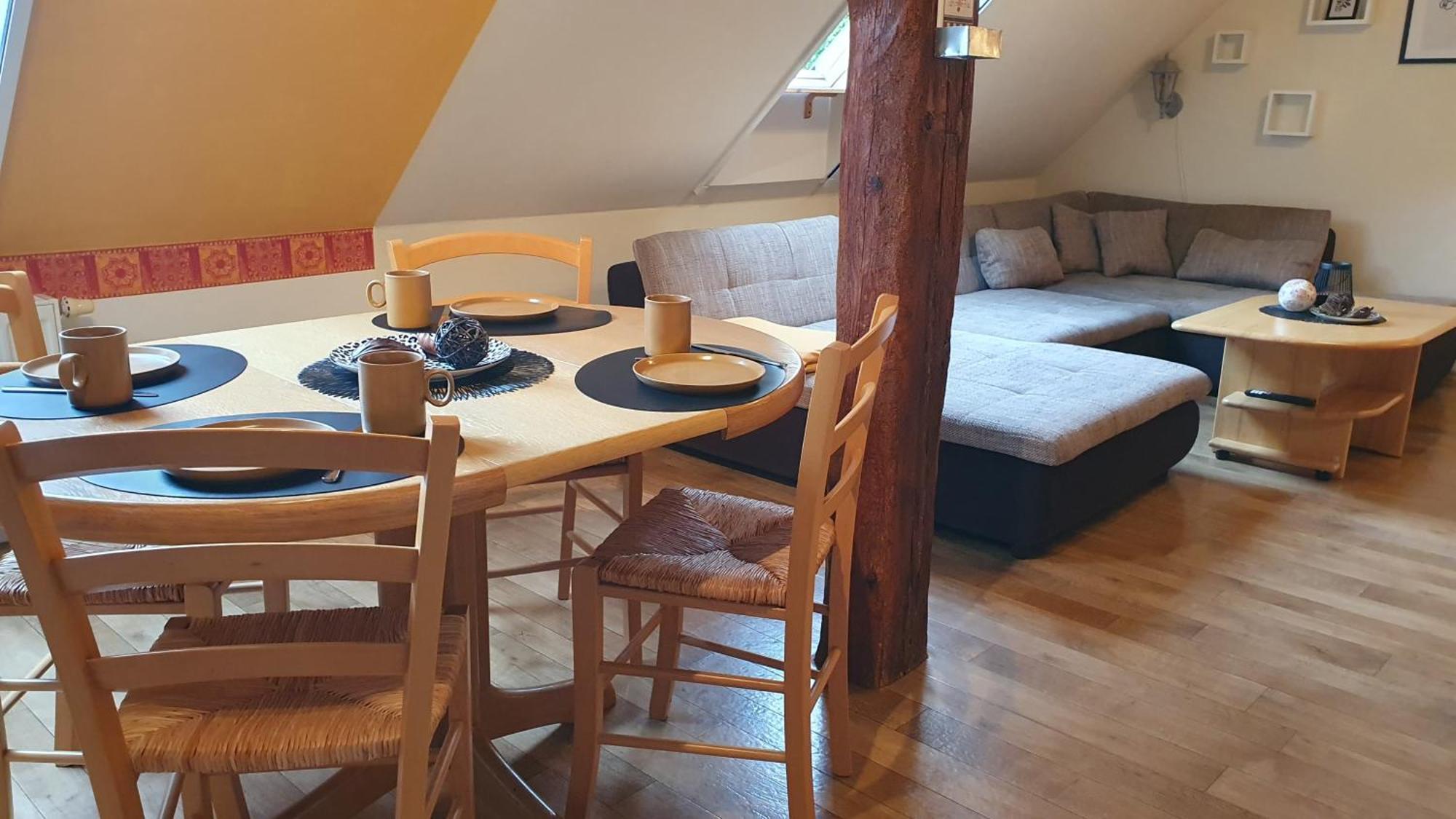 Ferienwohnung Im Gutshof Direkt Gegenueber Dem Schloss, Rhododendronpark Mit Terrasse Und Wlan Kromlau Eksteriør bilde
